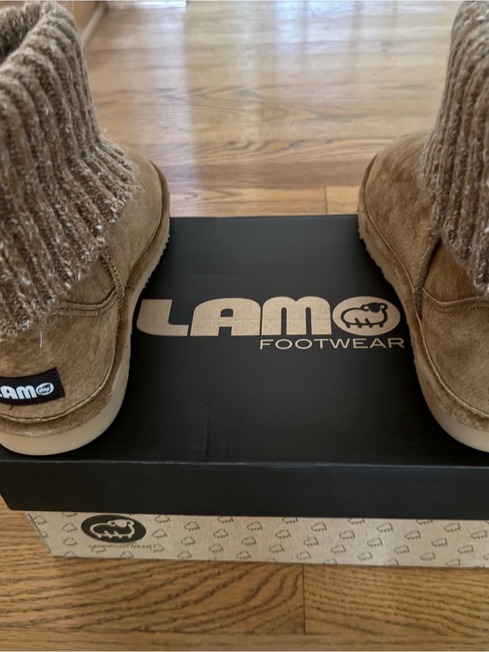 Lamo Women's Chestnut Suede Knit-Cuff Slip-On Booties